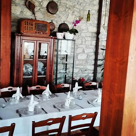 Agriturismo La Vecchia Cascina Di Paolo & Belinda Farm stay *